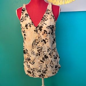 FLORAL V NECK TANK 💕